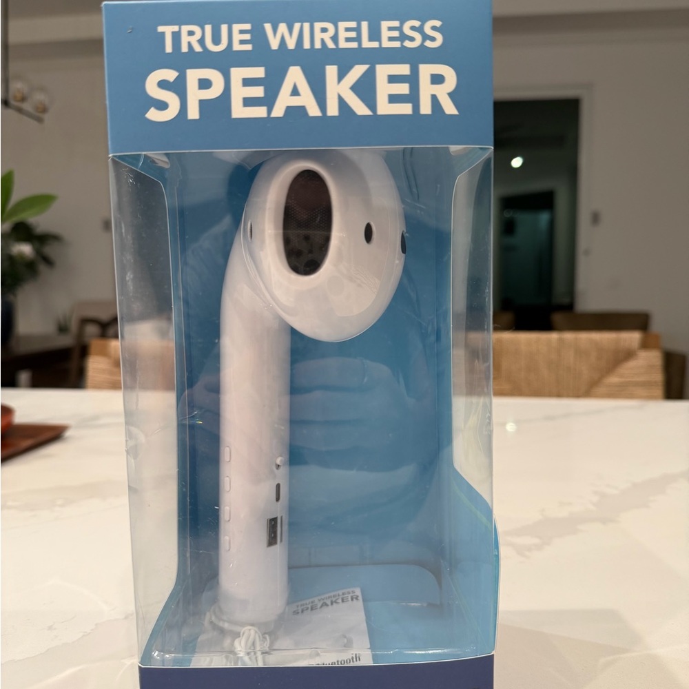White True Wireless Speaker